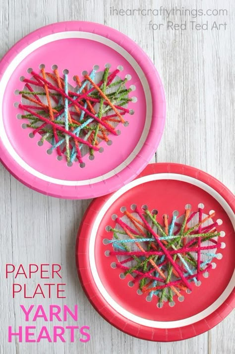 This paper plate heart sewing craft is simple to make and adaptable for kids of all ages. Fun Valentine's Day craft for kids and heart craft. Heart Sewing, Heart Craft, Valentinstag Party, Valentine's Day Crafts For Kids, Preschool Valentines, Valentine Crafts For Kids, Paper Plate Crafts, Plate Crafts, Valentines Day Activities