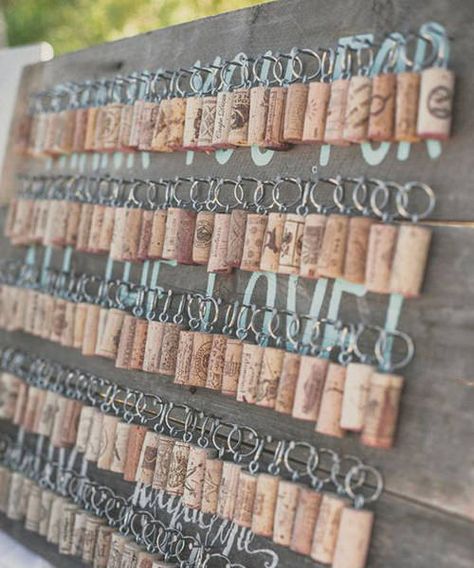 Vineyard Wedding Favors, Wine Cork Wedding, Memorable Wedding Favors, Cork Wedding, Cheap Favors, Wedding Favors And Gifts, Wedding Favors Cheap, בר מצווה, Favors Diy