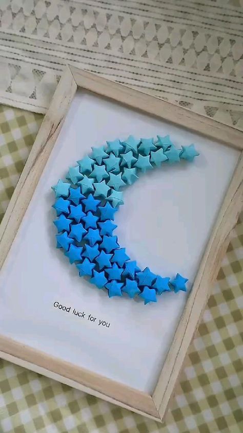 Little paper stars craft in 2022 | Paper crafts, Diy gifts, Origami art Hadiah Diy, Kraf Kertas, Folding Origami, Instruções Origami, Seni Dan Kraf, Paper Craft Diy Projects, Diy Paper Crafts Decoration, Diy Crafts Paper Flowers, Origami Crafts Diy