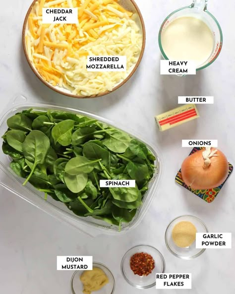 Easy creamed spinach recipe (Spinach Maria, inspired by Calhoun's Tennessee) - three different types of cheeses, as well as red pepper flakes give this creamed spinach a rich and delicious kick!