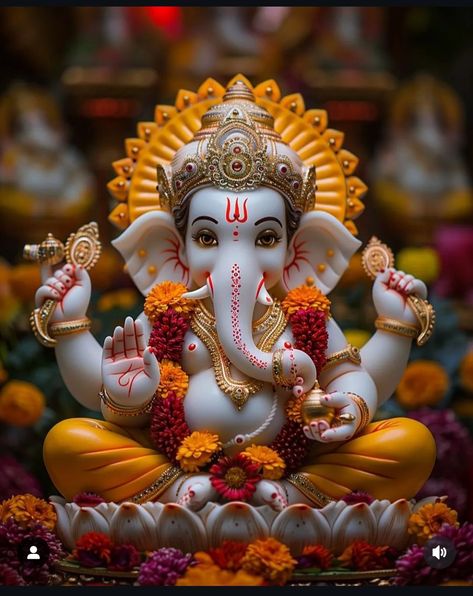 Oh My Friend Ganesha, Ukadiche Modak, Ganpati Pic, Ganesha Making, Ganesha Wallpaper, Ganapati Idol, Ganesh Chaturthi Greetings, Jay Ganesh, My Friend Ganesha