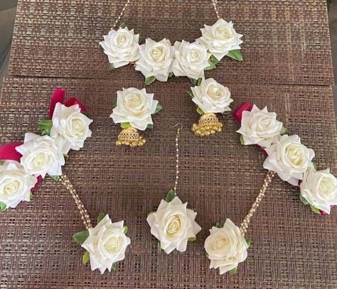 #1tastylegallery #roseflower #bridalflowerjewellery Rose Flower Jewellery, Jewellery Making At Home, Flower Jewellery For Mehndi, Business Instagram Ideas, Flower Jewelry Designs, White Rose Flower, Bridal Roses, Women Necklace, Wedding Jewellery