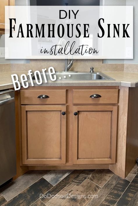 How to easily install a farmhouse kitchen sink. Step by step installation for a top mount. Top Mount Farmhouse Sink, Sink Diy, Kitchen Sink Diy, Farmhouse Sink Installation, Sink Installation, Top Mount Kitchen Sink, Shiplap Backsplash, Kitchen Table Makeover, Farmhouse Kitchen Sink