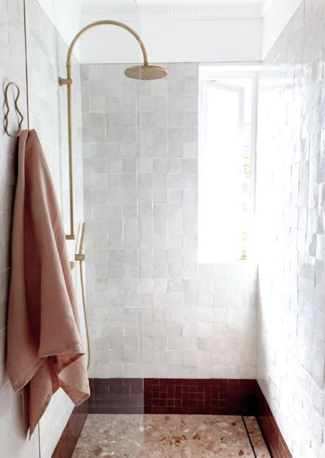 Shower With Different Tile, Two Tone Tiles Bathroom, Bathroom Pink Terrazzo, Burgundy Bathroom Tiles, Two Tone Bathroom Tiles, Pink And Burgundy Bathroom, Burgundy Bathroom Vanity, Mixed Tile Bathroom, Tiled Bathroom Vanity