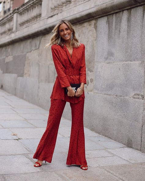 Female Suit Wedding, Boho Jumpsuit Outfit, Semi Formal Wedding Attire, Formal Wedding Guest Attire, Wedding Guest Suits, Two Piece Outfits Pants, Wedding Guest Coats, Formal Wedding Attire, Jumpsuit For Wedding Guest