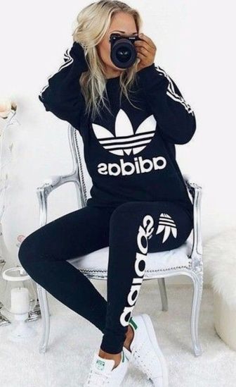 Looks Adidas, Instagram Baddie, Lounge Outfit, Adidas Shoes Women, Adidas Outfit, Sporty Outfits, Sporty Chic, Outfits Casuales, Athletic Wear