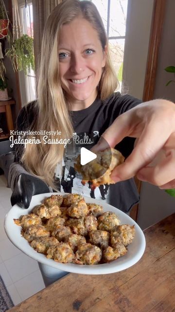 Kristy Hawk on Instagram: "Jalapeño Sausage Balls These make the perfect appetizer, breakfast or snack! Seriously…take these to your holiday parties and no one will guess they’re low carb.   RECIPE - Makes 24 balls INGREDIENTS: 1 lb pork sausage 1 egg 8 oz softened cream cheese  1 cup shredded Colby Jack cheese  1 jalapeño, diced   DIRECTIONS: 1. Preheat oven to 375 degrees Fahrenheit.  2. Add all of the ingredients to a bowl and mix until well combined.  3. Form into 24 balls and place them on a parchment lined baking sheet.  4. Bake for 20 minutes.   Nutrition: 1 ball | 0g net carbs | 0g total carbs | 0g fiber | 114 calories | 5g protein | 10g fat | 0.2g sugar" Jalapeno Snacks Healthy, Jalapeño Sausage Balls, Healthy Sausage Balls, Kristy Keto, Jalapeño Sausage, Keto Sausage Balls, Lite Meals, Easy Make Ahead Appetizers, Sausage Balls Recipe