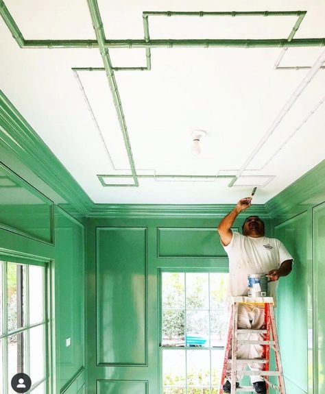 Beyond The Curb with Cynthia Collins – The Potted Boxwood Ceiling Millwork, Collins Interiors, Potted Boxwood, Beach Mood, Paneled Walls, Paint Palettes, Lacquer Furniture, Round Robin, Ceiling Detail