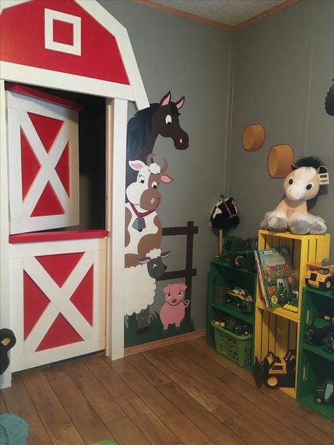 Farm Animal Room Decor, Barnyard Bedroom Farm Theme, Farm Playroom Ideas, Farm Preschool Room Decor, Daycare Mural Ideas, Farm Door Decorations Classroom, Farm Decorations For Classroom, Farm Themed Bedroom, Farm Animal Mural