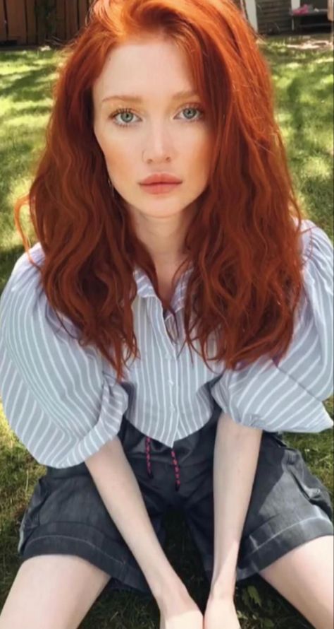 Red Hair Ginger, Redhead Hairstyles, Hair Color Red, Pretty Red Hair, Hair Ginger, Red Clothes, Cabello Hair, Red Hair Inspo, Red Haired Beauty