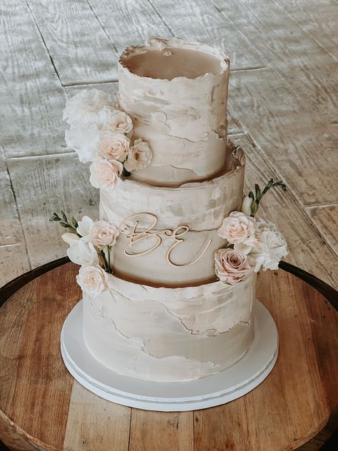 Taupe Wedding Cake, Wedding Cake Beige, Tan Wedding Cake, Wedding Cake Brown, Rustic Wedding Cake Pampas, Beige Wedding Cake, Champagne Colour Wedding Cake, Filipiniana Wedding Theme, Filipiniana Wedding