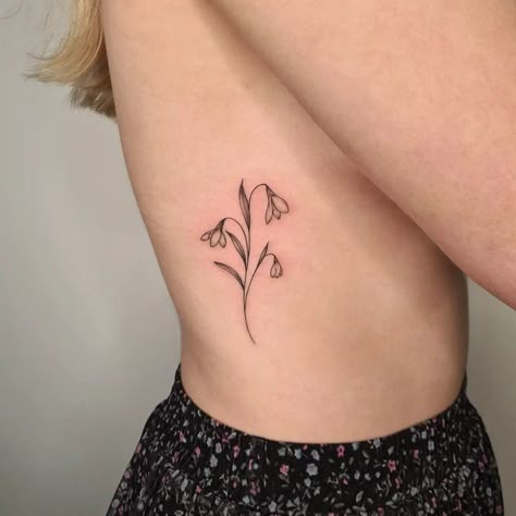 January Birth Flowers Snowdrop 2 Marigold And Snowdrop Tattoo, Tattoo Ideas December, January Tattoo Ideas Births, Snow Drop And Rose Tattoo, Snowdrop Flowers Tattoo, January Tatoos, January Flowers Tattoo, Snowdrop Butterfly Tattoo, Snow Drop Tattoos