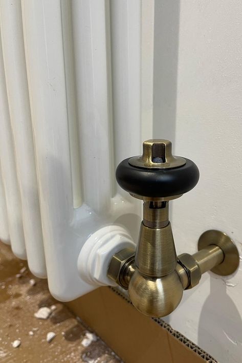 Brass Radiator Valves, Stairs And Hallway Ideas, Home Heating Systems, Old Radiators, Cast Iron Radiator, Column Radiator, Traditional Radiators, Radiators Modern, Black Radiators