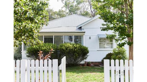 A Renovated Blue Mountains Home With Soul Fibro House Exterior, Blue Weatherboard House, Old Fibro House Renovation, Fibro Cottage Renovation, Fibro House Renovation, Rendered 1960s House, 1960s Weatherboard House, Mountains Cottage, Wood Shack