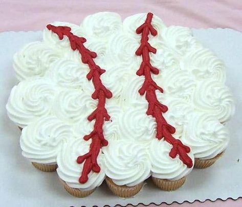 21 Pull Apart Cupcake Cake Ideas | Pretty My Party Baseball Cupcake Cakes, Baseball Cupcakes, Pull Apart Cupcake Cake, Pull Apart Cake, Pull Apart Cupcakes, Baseball Party, Cupcake Designs, Snacks Für Party, Cupcake Cake