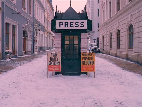 Zero Moustafa, Newspaper Frame, Tony Revolori, Wes Anderson Aesthetic, Color In Film, Watch Aesthetic, Wes Anderson Style, The Grand Budapest Hotel, Wes Anderson Movies