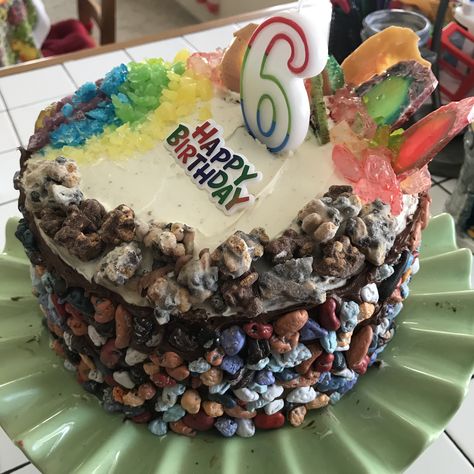 Rock Cakes, Gem Mining Birthday Cake, Rock Geology Birthday Party, Geology Birthday Party Food, Chocolate Rocks Cake, Geology Birthday Party, Geology Cake, Easy Geode Cake, Chicken Boneless Breast Recipes