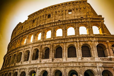 Roman Concrete, Concrete Materials, Materials Science, Famous Buildings, Regions Of Italy, Concrete Structure, Secret Ingredient, Still Standing, Archaeological Site