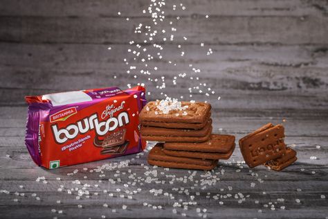 Bourbon biscuit with sugar Bourbon Biscuit, Bourbon Biscuits, Chip Bag, Bourbon, Biscuits, Snack Recipes, Condiments, Chips, Snacks