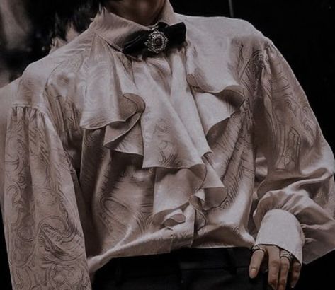 Royal Outfits Classy Men, 1800 Male Clothes, Fancy Victorian Clothes Men, Victorian Ruffle Shirt Men, Frilly Shirt Men, Noble Outfits Male, Vampire Men Fashion, 1800s Man Aesthetic, Royal Servant Aesthetic Male