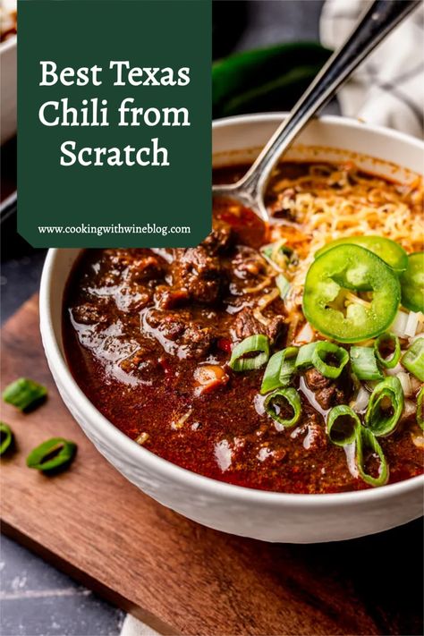 If you're looking for the best Texas chili from scratch, you've come to the right place. This chili recipe is easy to follow and yields a delicious, hearty chili that will warm you up on even the coldest day. So what are you waiting for? Follow us for more. Chili From Scratch, Real Texas Chili, 21 Day Fix Chili, Texas Chili Recipe, Texas Recipes, Steak Chili, Texas Beef, Dreamy Christmas, Leftover Chili