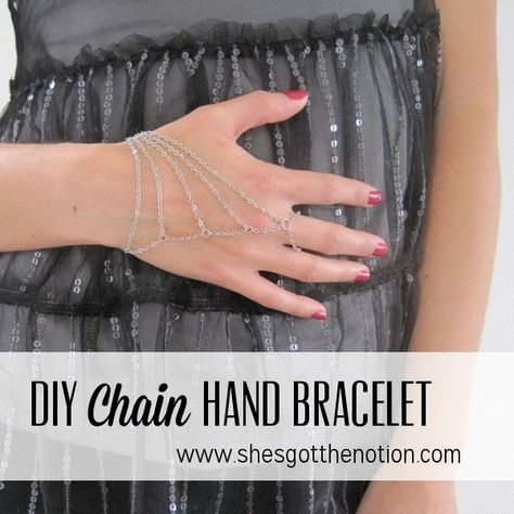 A blog about sewing, crocheting, and crafting. Hand Bracelet Diy, Jóias Body Chains, Jewelry Tutorials Free, Hand Chain Jewelry, Diy Chain, Diy Jewelry Tutorials, Wire Jewelry Tutorial, Jewelry Diy Bracelets, Hand Bracelet