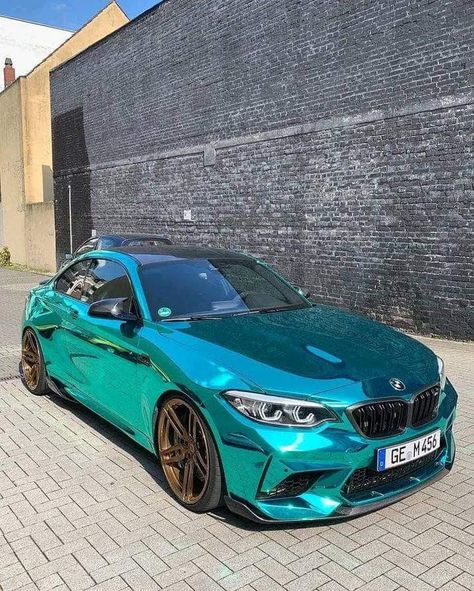 Car Colors Paint Ideas, Bmw Wrap, Caine Husky, Teal Car, Minecraft T, Bmw Sports Car, Carros Bmw, Serie Bmw, Dream Cars Bmw