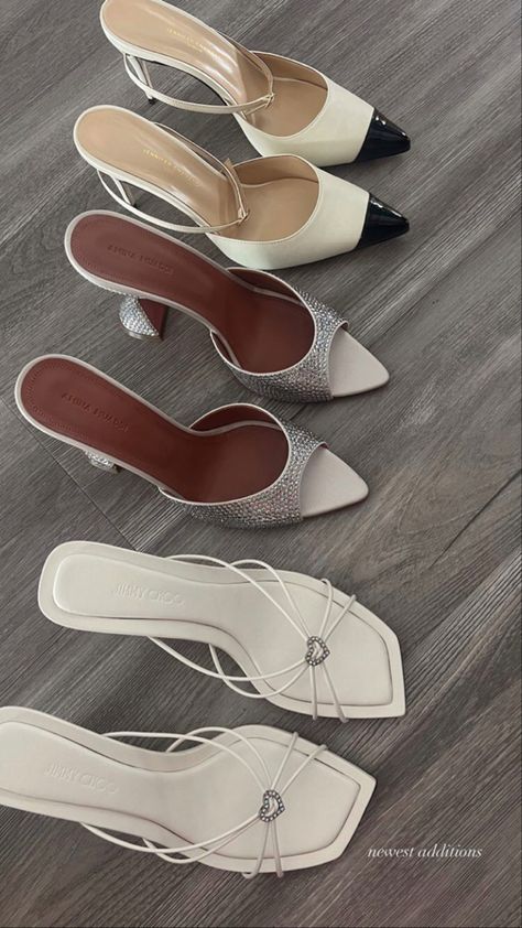 Stilletos Heels Classy, Stilletos Heels, Classy Heels, Sporty Shoes, Fashion Shoes Heels, Kicks Shoes, Cute Shoes Heels, Shoes Heels Classy, Shoes Outfit Fashion