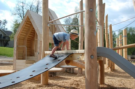 Wood Playground, Playgrounds Architecture, Wooden Playground, Playground Structures, Adventure Playground, Backyard Kids Play Area, Playground Areas, Play Structures, Natural Play