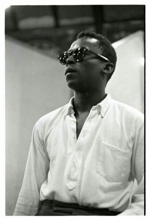 Oxford cloth button down inspo album - Imgur Jazz Quartet, Sonny Rollins, Conservative Outfits, Harry Belafonte, Jazz Artists, Ivy League Style, Esquire Magazine, Ivy Style, Miles Davis