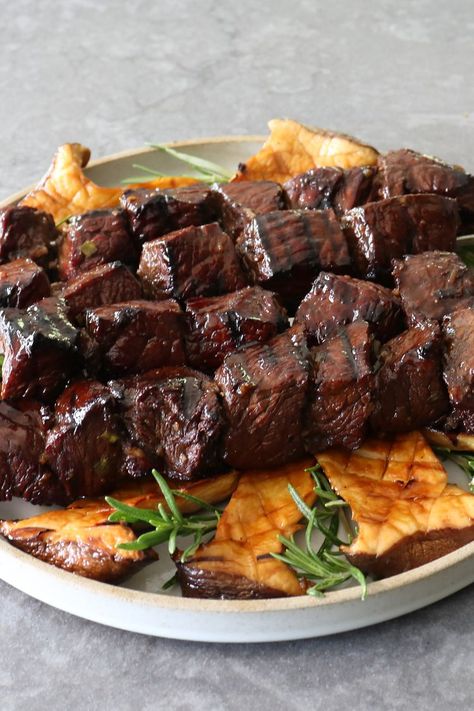 Grilled Balsamic Beef Grilled Balsamic Beef, Beef Kabobs On The Grill, Balsamic Glazed Steak Rolls, Balsamic Steak, Grilled Beef Recipes, Grilled Recipes, Beef Skewers, Chef John, Kabob Recipes