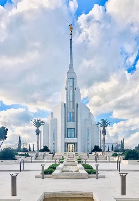 Rome, Italy temple of The Church of Jesus Christ of Latter-day Saints Temple Pictures, Church Of Jesus Christ, Latter Days, Latter Day Saints, Rome Italy, The Church, Statue Of Liberty, Jesus Christ, Rome