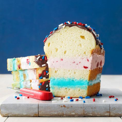 How to Make Ice Cream Bread—Just 3 Ingredients! Cream Bread Recipe, Ice Cream Bread, Chocolate Fudge Sauce, Cream Bread, Ice Cream Mix, Pumpkin Ice Cream, Pecan Ice Cream, Making Homemade Ice Cream, Peanut Butter Ice Cream