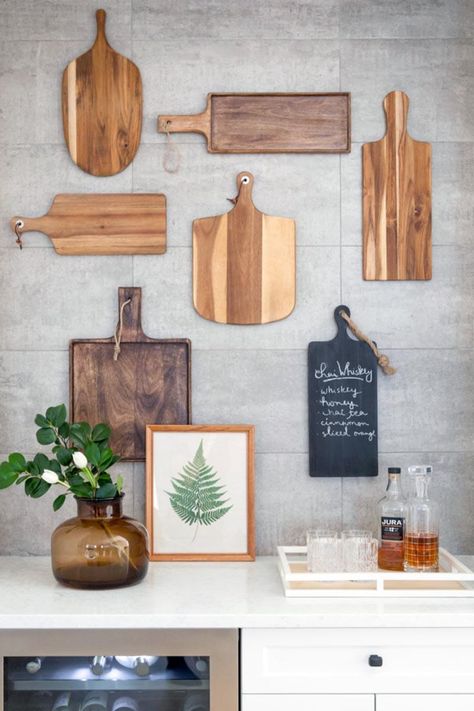 Kitchen Wall Decor Farmhouse, Farmhouse Kitchen Wall Decor, Rustic Kitchen Wall Decor, Gallery Wall Design, Kitchen Gallery Wall, Modern Farmhouse Dining, Basket Wall, Board Wall, Coffee Table Styling