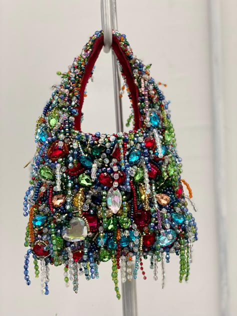 ONE OF KIND!  This fully beaded handbag was meticulously crafted over 112 hours of hand stitching, using carefully curated beads to achieve a look that is fun, glamorous, and artistic. It is hand-stitched and lined with red velvet.  With this show-stopping beaded handbag, there's never a dull moment!  Designed and created by yours truly, Angie (Designs and embroider for  Lingua Franca, Designsthatdonate, Abalone) Fun Handbags, Beaded Bag, Hand Beaded Bag, Beaded Handbag, Pretty Beads, Embroidered Bag, Beaded Purses, European Art, Pretty Bags