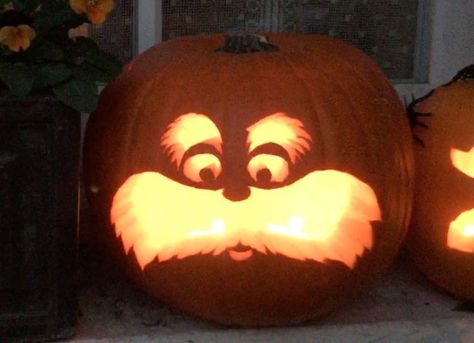 Jackolantern Ideas Funny, Pumkin Carving Designs Fun, Pumpkin Carving Ideas Starbucks, Pumpkin Carving Inspo Cute, Big Pumpkin Carving Ideas Easy, The Lorax Pumpkin Ideas, Pumpkin Carving Harry Styles, Carved Pumpkins Ideas Funny, The Lorax Pumpkin Carving