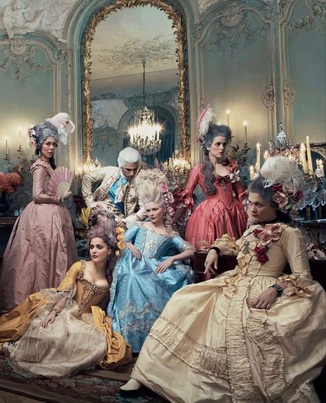 Sofia Coppola Marie Antoinette, Directed By Sofia Coppola, Annie Leibovitz Photos, Marie Antoinette Aesthetic, Marie Antoinette Party, Marie Antoinette 2006, Sweet Sixteen Birthday Party Ideas, 18th Century Costume, Magazine Photoshoot