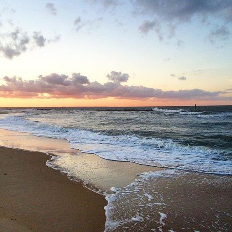 Coastal Living Magazine, Surfing Pictures, Living Magazine, Chesapeake Bay, Closer To Nature, Lloyd Wright, Love Nature, Beach Scenes, Virginia Beach