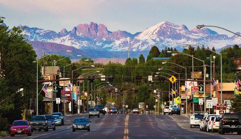 Pinedale, Wyoming Is One Of The Most Beautiful Towns In The Country Pinedale Wyoming, Ski Town, Dude Ranch, Mountain Bike Trails, Winter Getaway, Most Beautiful Places, Wonderful Places, Wyoming, Small Towns