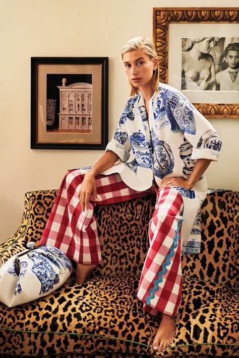 Styling Books, Anthony Baratta, Mode Prints, Bow Fashion, Afrikaanse Mode, Weekend Max Mara, Maximalism, Mode Inspo, Pattern Mixing