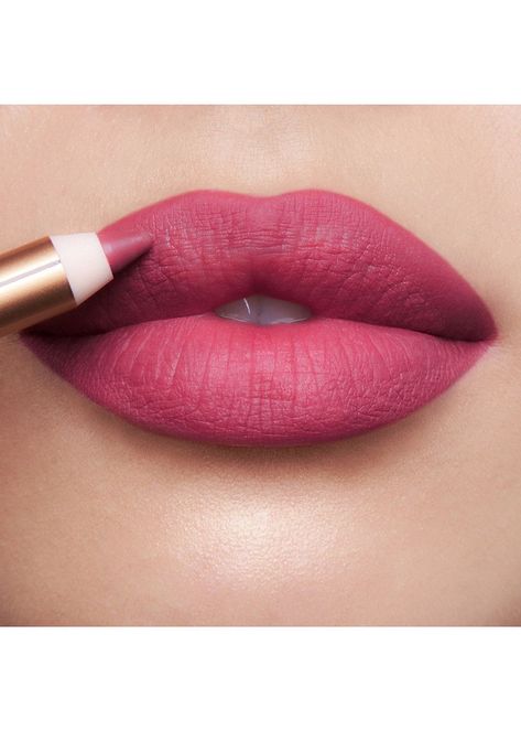 Charlotte Tilbury Lip Cheat, Perfect Lipstick Shade, Charlotte Tilbury Lip, How To Make Lipstick, Rose Lip, Glam Wedding Makeup, Hot Pink Lips, Perfect Lipstick, Lipstick Kit