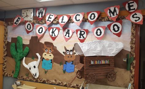 Texas History Classroom, Cowboy Books, Read A Thon, Fair Theme, Wild West Theme, Preschool Decor, Library Themes, Western Books, Reading Themes