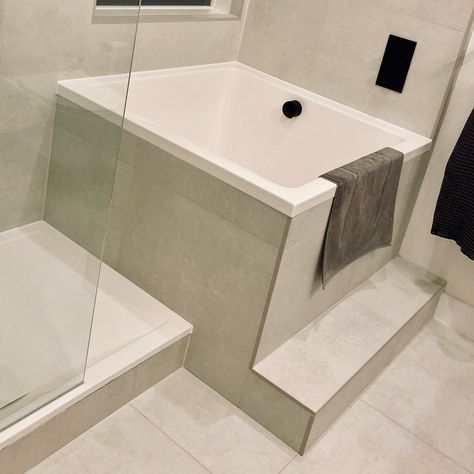 Two Person Tub, Deep Bathtub, Japanese Soaking Tubs, Square Bath, Japanese Bath, White Tub, Deep Soaking Tub, Wet Room, Tub Surround