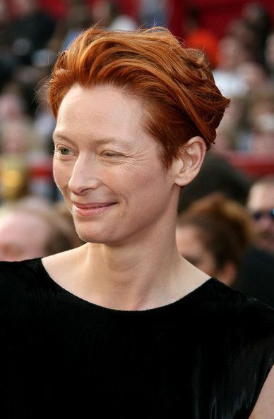 Hair Styles For Brides, Best Oscar Dresses, Oscar Dresses, Tilda Swinton, Helen Mirren, American Beauty, Personal Space, Academy Awards, Awards Ceremony