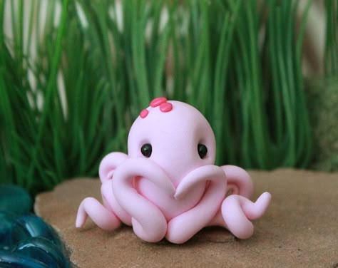 Polymer Clay Octopus, Clay Octopus, Kristina Webb, Mini Clay, Polymer Clay Figures, Clay Things, Clay Baby, Baby Fairy, Polymer Clay Animals