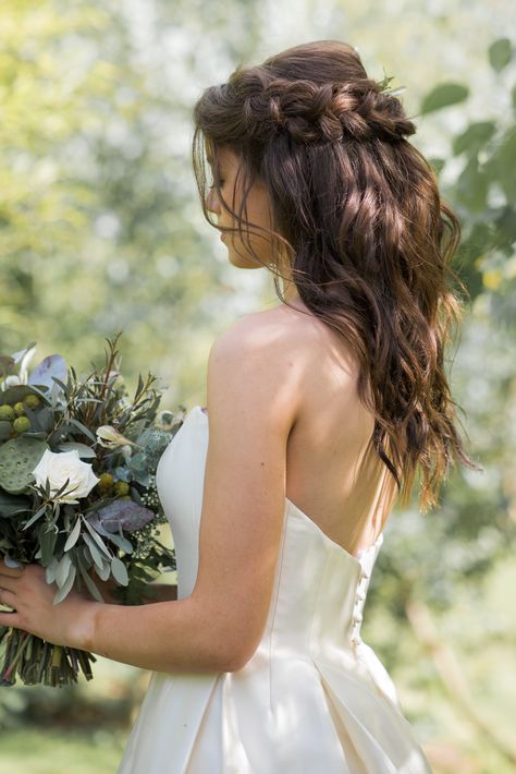 Flowers Bride Bridal Hair Loose Waves Half Up Half Down Braid Halo Plait Crown Minimalist Wedding Ideas Nicola Belson Photography #Flowers #BrideHair #BridalHair #Hair #LooseWaves #Wedding #WeddingHair #HalfUpHalfDown #Braid #Halo #Plait Plait Crown, Halo Plait, Braid Halo, Minimalist Wedding Ideas, Makeup Decoration, Bridal Hair Half Up, Scandinavian Wedding, Bridal Hair Down, Half Up Wedding Hair