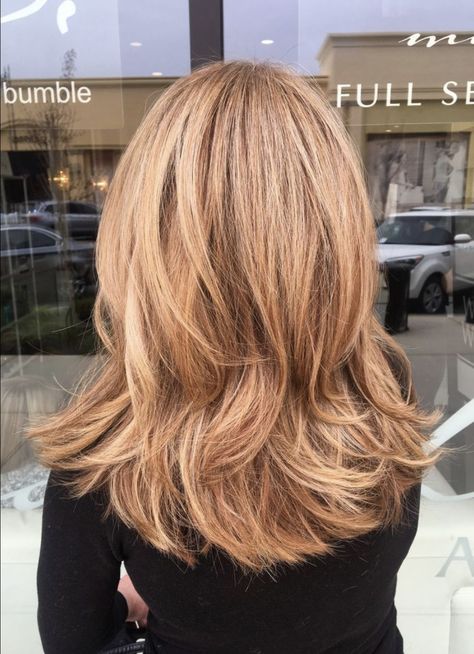 Medium Length Layers, Medium Length Hair With Layers, Cute Haircuts, Wavy Style, Hair Stylist Life, Mid Length Hair, Long Layered Hair, Fall Hair Color, Layered Hair