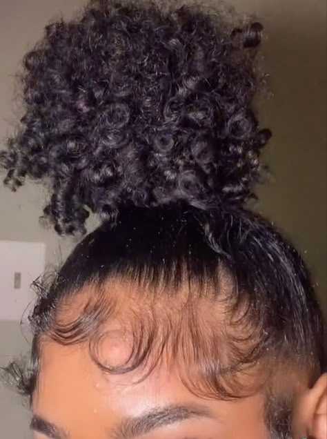 Pineapple Hairstyle, Natural Hair Bun Styles, Curly Bun, Mixed Curly Hair, Quick Natural Hair Styles, Edges Hair, Girls Natural Hairstyles, Cute Box Braids Hairstyles, Curly Hair Styles Easy