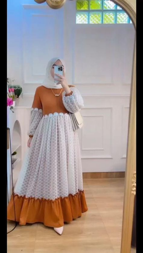 Pin on Almari btuneeca Islamic Fashion Dresses, Girls Dresses Sewing, Mode Turban, Mode Abaya, Modest Dresses Casual, Modesty Fashion, Sleeves Designs For Dresses, Muslim Fashion Dress, Simple Pakistani Dresses