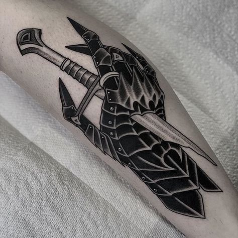 Cliche Tattoo, Skyrim Tattoo, E.t Tattoo, Lotr Tattoo, Lord Of The Rings Tattoo, Medieval Tattoo, Knight Tattoo, Armor Tattoo, Fire Tattoo